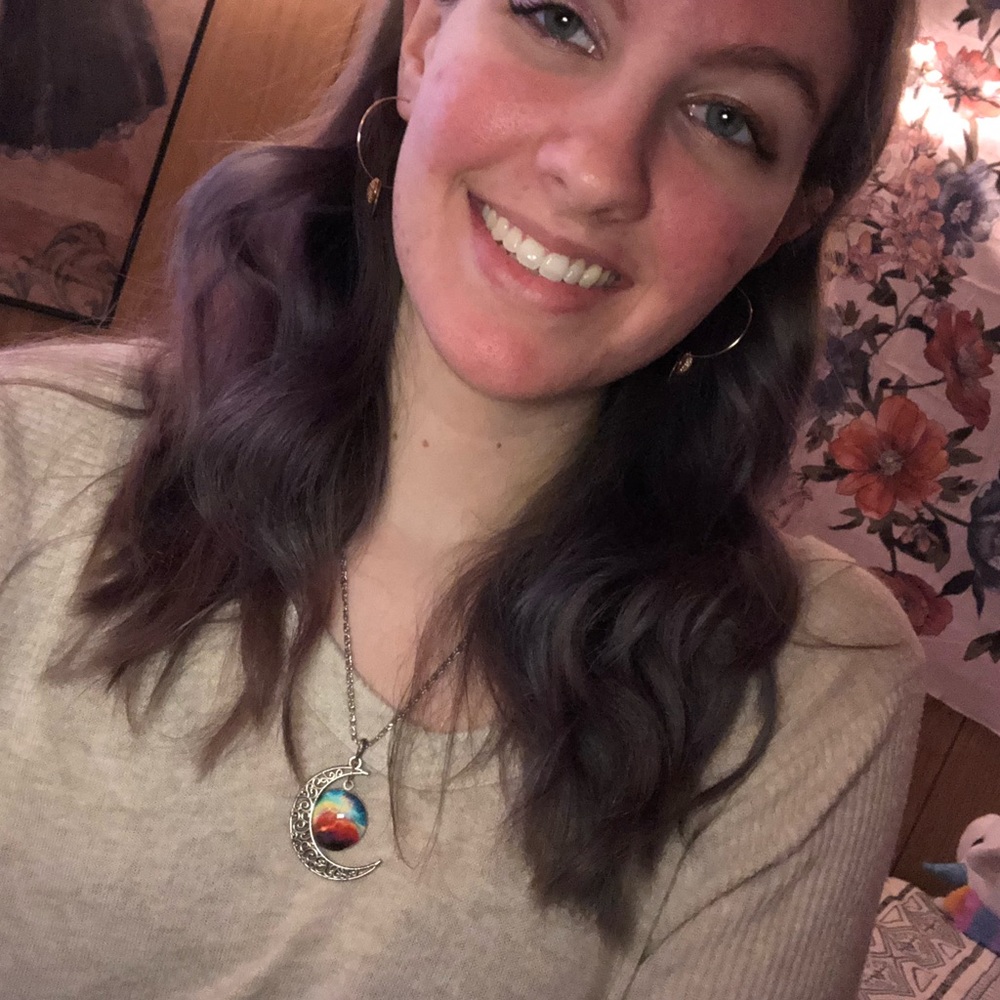 Meet your Posher, Jessica